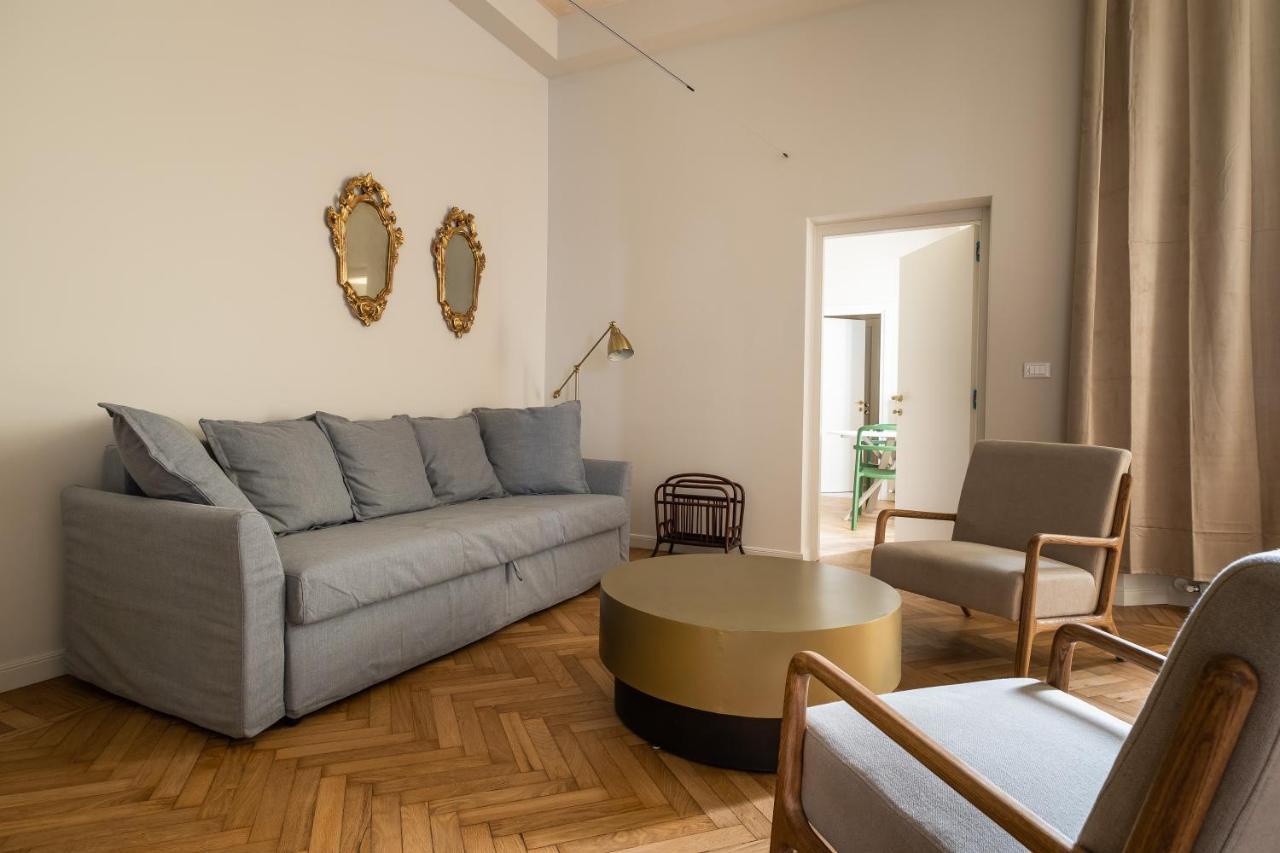 Appartamento D'Azeglio Nel Salotto Di Bologna Bagian luar foto